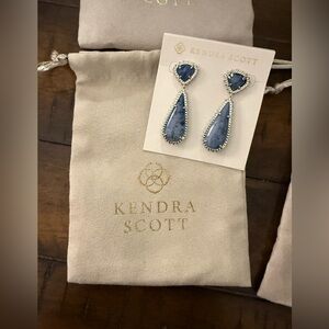 ✨Kendra Scott Teardrop Earrings ✨
